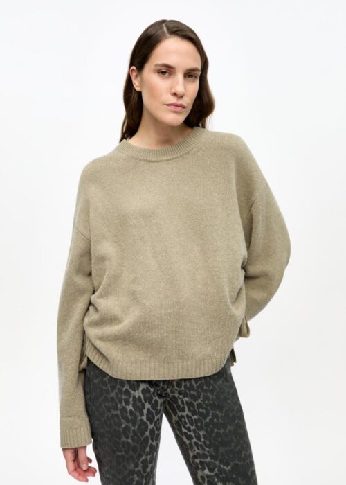 Future Wool Oversized O-Neck